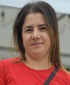 Dr. Larisa Stanila
